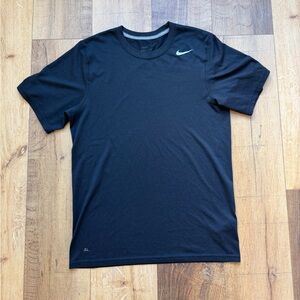 Nike Men's Black Short Sleeve Tee